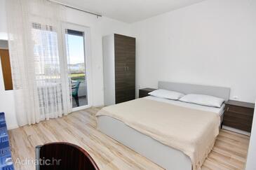 Apartments by the sea Bibinje, Zadar - 5916