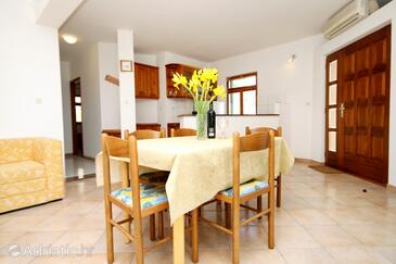 Apartamenty z parkingiem Ivan Dolac, Hvar - 592