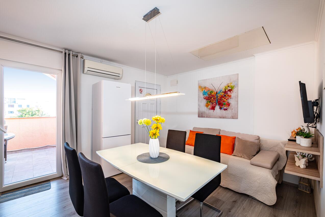Apartmány s parkovištěm Nin, Zadar - 5936
