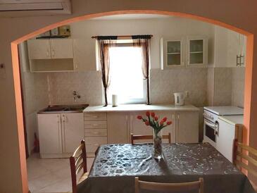 Apartments with terrace Nin, North Dalmatia
