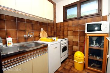 Ferienwohnungen am Meer Zavala, Hvar - 594