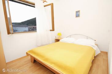 Družinski apartmaji ob morju Vinišće, Trogir - 5946