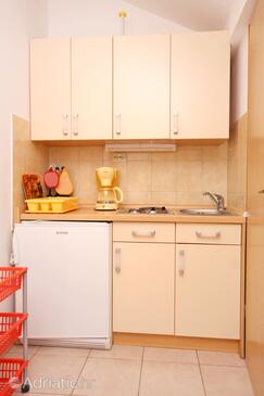 Apartments by the sea Ljubač, Zadar - 5947