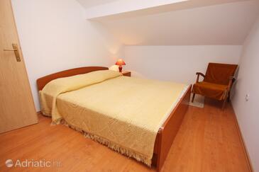 Apartments by the sea Ljubač, Zadar - 5947