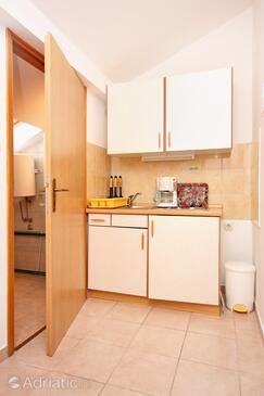 Apartments by the sea Ljubač, Zadar - 5947