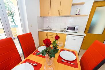 Apartments by the sea Vrsi - Mulo, Zadar - 5951