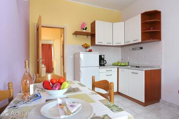 Apartmani i sobe s parkingom Marina, Trogir - 5953