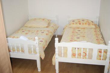 Apartmaji z bazenom Zakučac (Omiš) - 5954