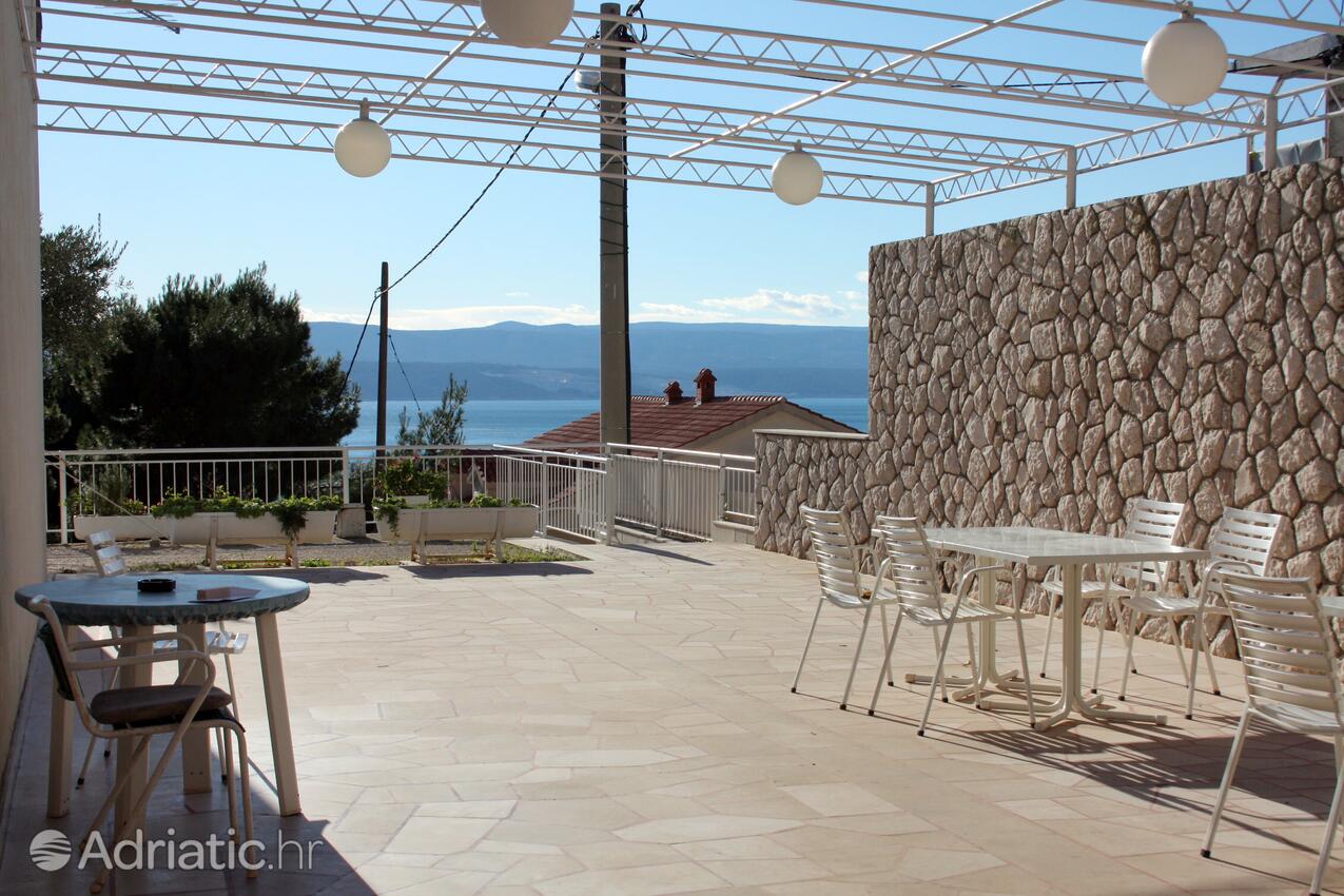 Apartments with parking space Mimice, Omiš - 5958