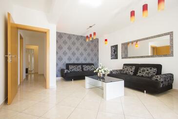 Apartmaji ob morju z bazenom Okrug Gornji, Čiovo - 5959
