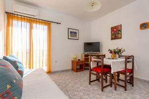 One bedroom apartment Seget Vranjica, Trogir (A-5964-b)