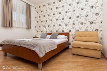 Апартаменти біля моря Дуче - Duće, Оміш - Omiš - 5973