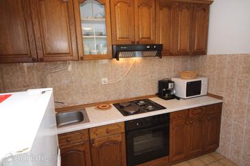 Ferienwohnungen am Meer Vinisce, Trogir - 5980