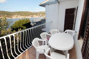 Two bedroom apartment Vinišće Two bedroom apartment Vinišće, Trogir (A-5982-a)