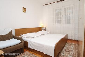 Apartmanok a tenger mellett Sumpetar, Omis - 5983