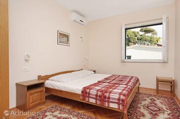 Apartmani uz more Duće, Omiš - 5987
