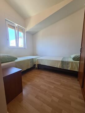 Apartments with parking space Slatine, Čiovo - 5998