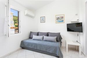 1-Zimmer-Ferienwohnung Slatine, Ciovo (A-6000-b)