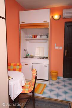 Apartamente lângă mare Lokva Rogoznica, Omis - 6004