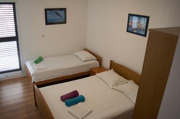 Apartments by the sea Lokva Rogoznica, Omiš - 6005