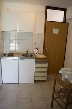 Apartments by the sea Lokva Rogoznica, Omiš - 6005