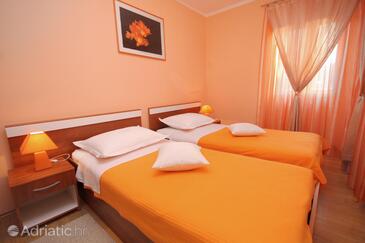 Holiday apartments Split - 6008