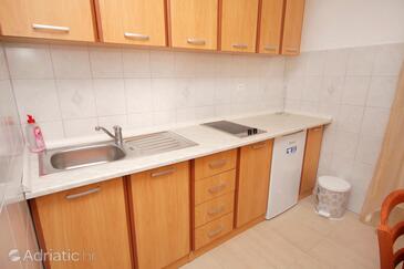 Holiday apartments Split - 6008