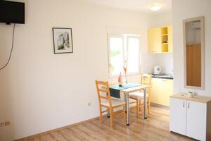 Garsonieră Slatine, Ciovo (AS-6018-a(