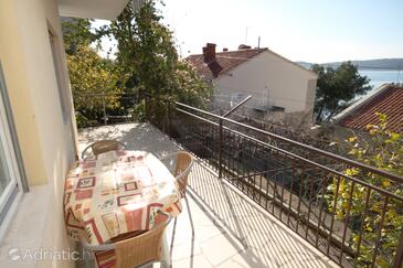 Apartments by the sea Trogir - 6023