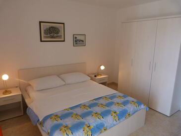 Apartmani uz more Sevid, Trogir - 6024