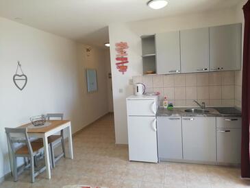 Apartmani uz more Sevid, Trogir - 6024