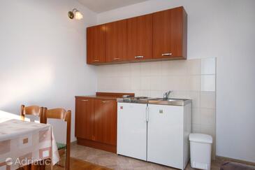 Apartments with parking space Drašnice, Makarska - 6042