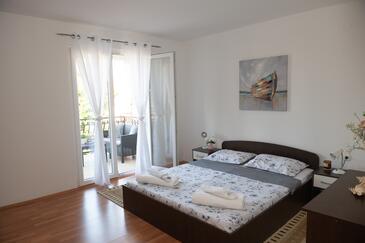 Feriehus med parkering Podstrana, Split - 6044