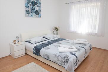 Feriehus med parkering Podstrana, Split - 6044