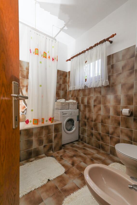 A-6053-a - Alloggi privati - Appartamenti accanto al mare Postire - Postira, Brazza - Brač