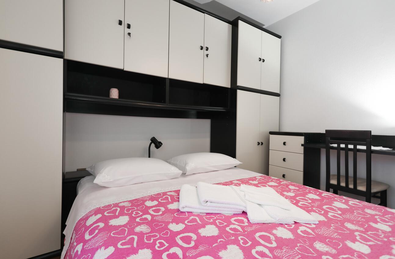 A-6053-a - Alloggi privati - Appartamenti accanto al mare Postire - Postira, Brazza - Brač
