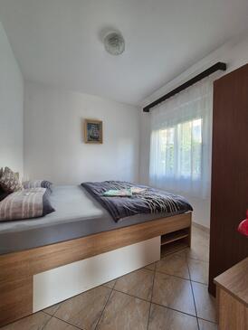 Appartamenti con parcheggio Podaca, Macarsca - Makarska - 6055