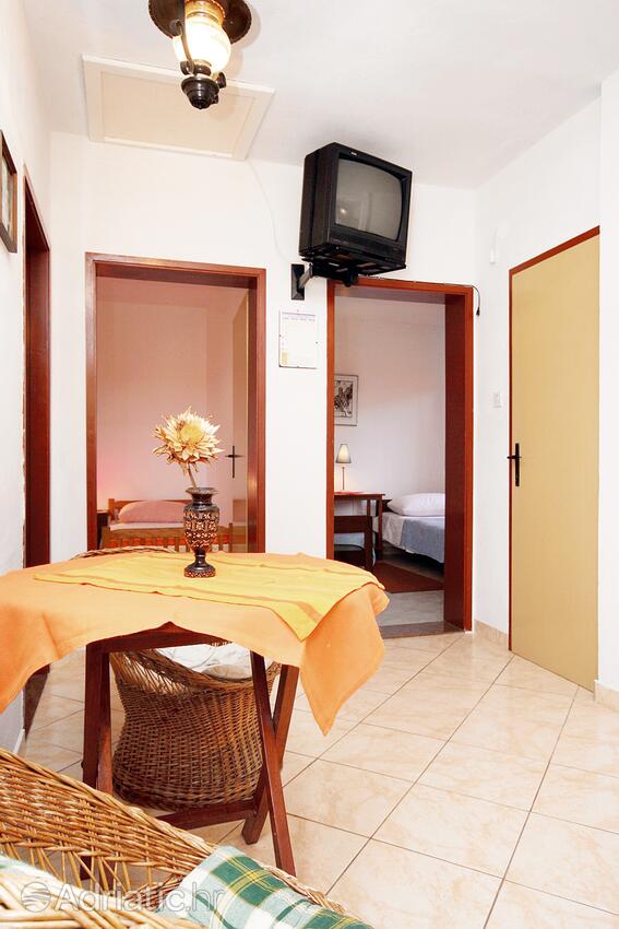 A-6055-a - Alloggi privati - Appartamenti con parcheggio Podaca, Macarsca - Makarska