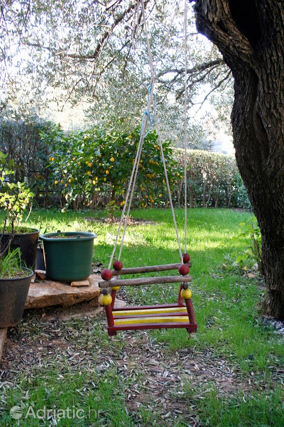 Giardino - Appartamenti con parcheggio Podaca, Macarsca - Makarska