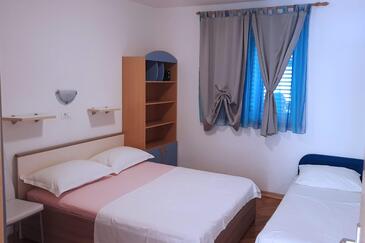 Apartments and rooms by the sea Tučepi, Makarska - 6058