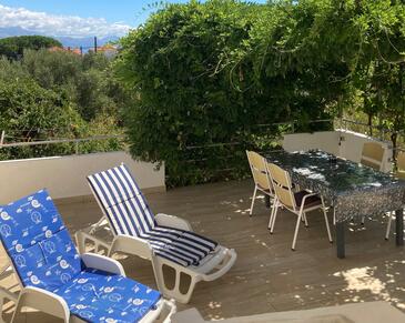 Apartments with parking space Slatine, Čiovo - 6061