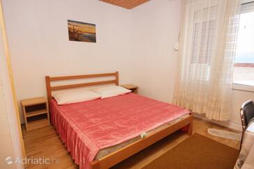 Apartmanok parkolóhellyel Nemira, Omis - 6070