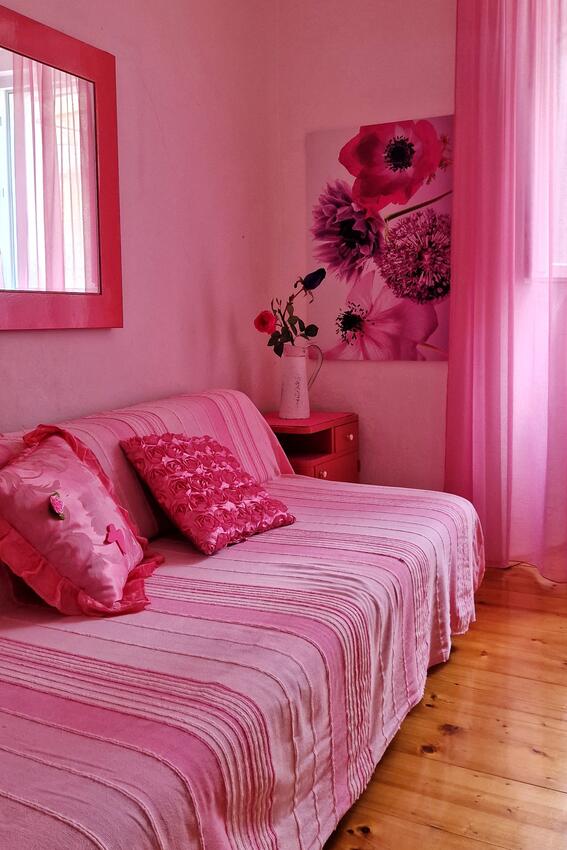 A-6075-a - Private accommodation - Apartments by the sea Supetar, Brač