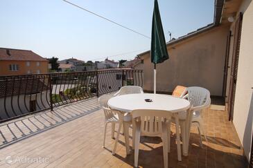 Apartmaji s parkingom Srima - Vodice, Vodice - 6099 Adriatic.hr