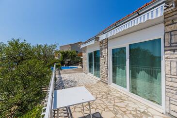 Haus am Meer mit Pool für Familien Tisno, Murter - 6107