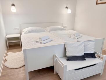 Appartamenti robinsoniani con piscina Baia Tvrdni Dolac, Lesina - Hvar - 6112