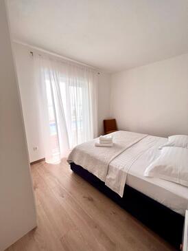 Appartamenti robinsoniani con piscina Baia Tvrdni Dolac, Lesina - Hvar - 6112