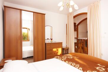 Studio flat Podstrana, Split (AS-6113-a)