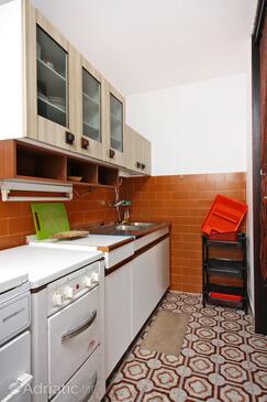 Apartments with parking space Okrug Donji, Čiovo - 6114