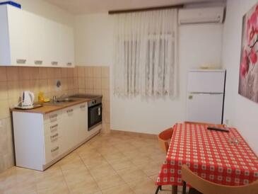 Apartmanok a tenger mellett Marina, Trogir - 6116